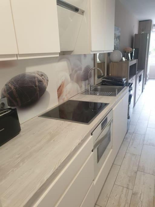 Precioso Estudio Con Piscina A 200M Del Mar Marbella Kültér fotó
